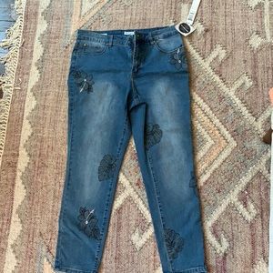 Tribal Jeans NWT ankle begging